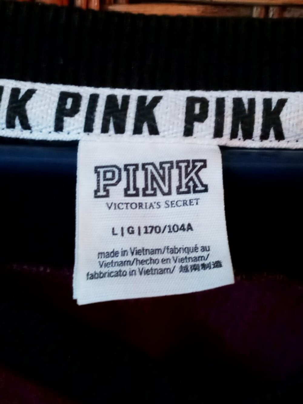 🔥SALE Y2k PINK Victoria's Secret SWEATSHIRT Women's V-Neck Pullover Long Sleeve - Picture 4 of 16